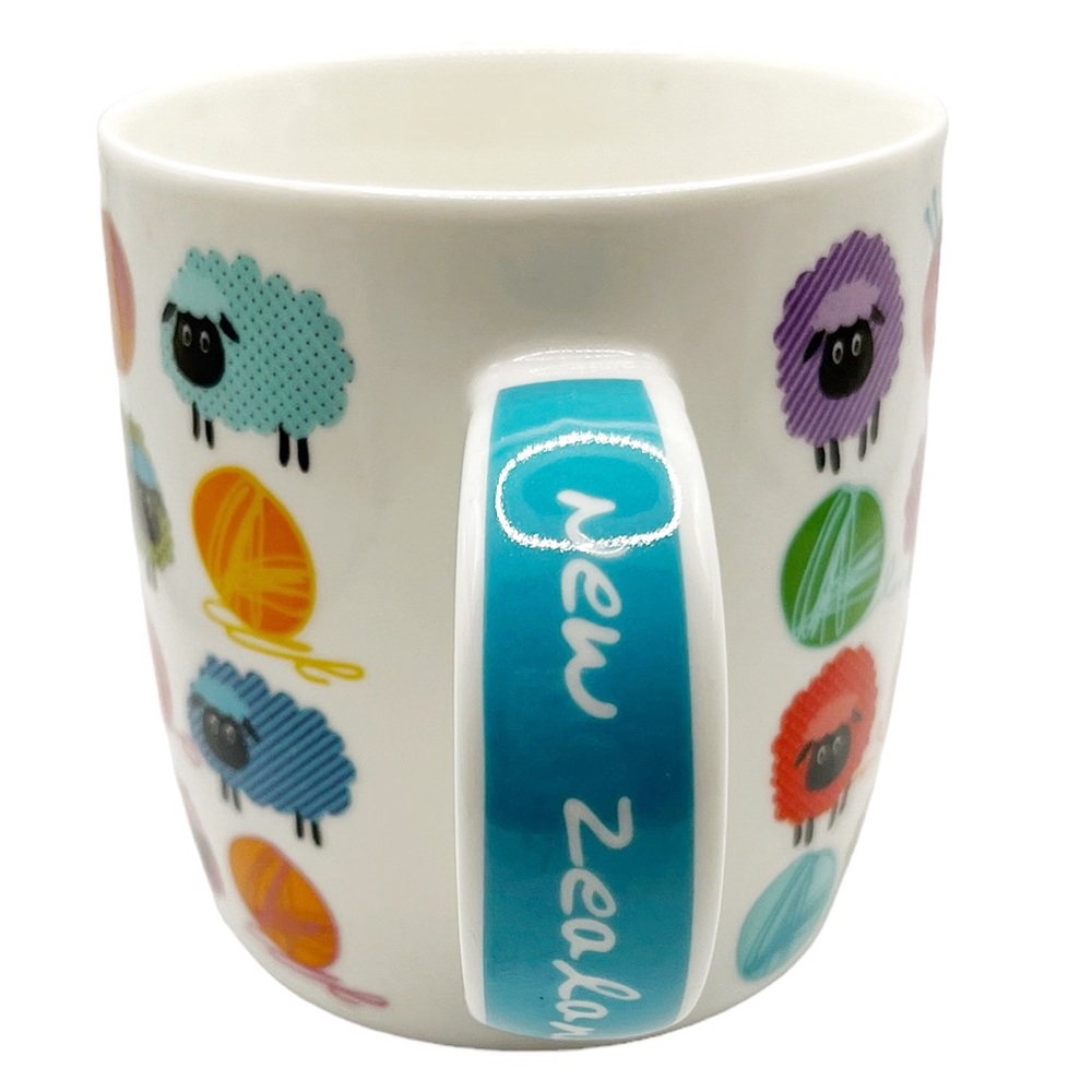 New Zealand Sheep Souvenir Mug - Picture 5 of 9